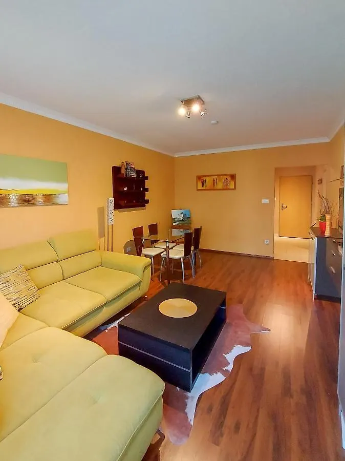 Harmony Apartments - Balcony, Ac, Free Parking, Metro, Self Check-In Budapeszt